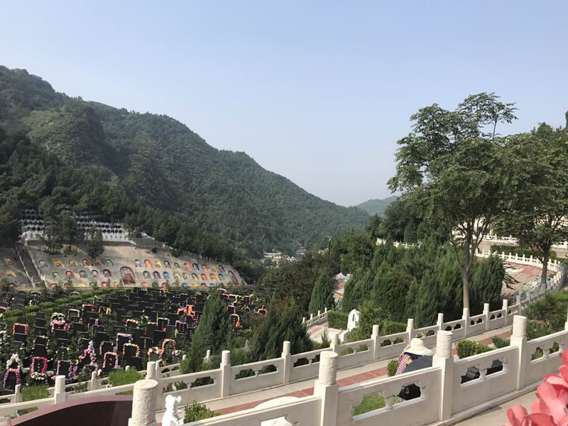 北京市德陵盘龙台公墓价格多少，环境怎么样